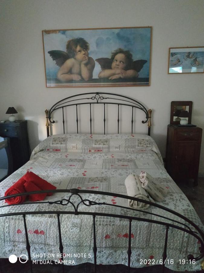 Hsh Home Sweet Home Bari Bagian luar foto