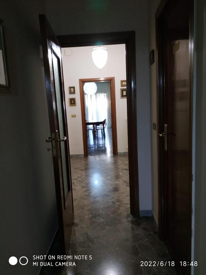 Hsh Home Sweet Home Bari Bagian luar foto