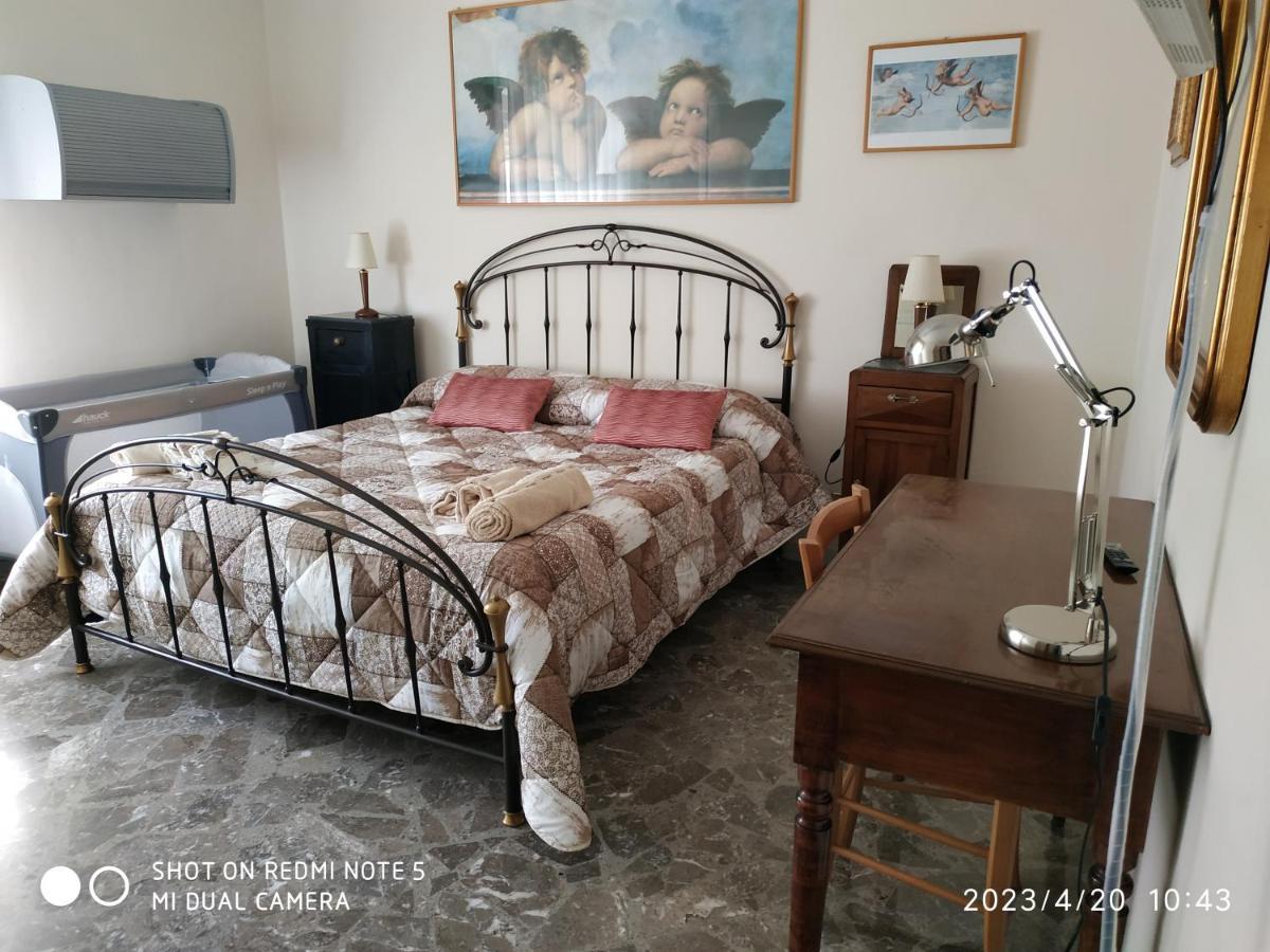 Hsh Home Sweet Home Bari Bagian luar foto